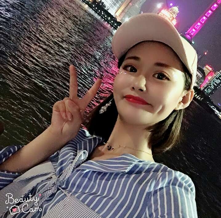 谢颖儿的第一张照片--上海认干亲服务网