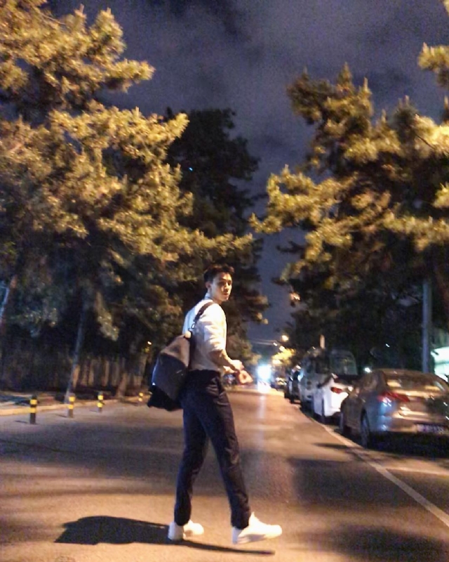 深海的第二张照片--上海认干亲服务网