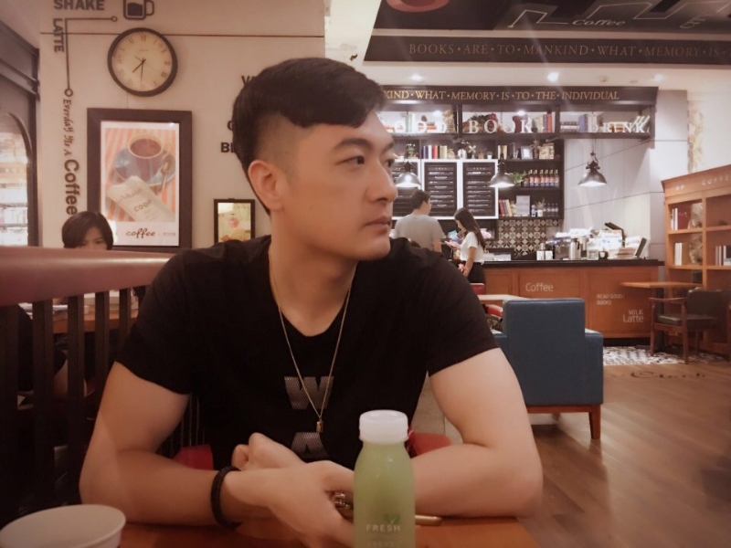 猩猩的第二张照片--上海认干亲服务网