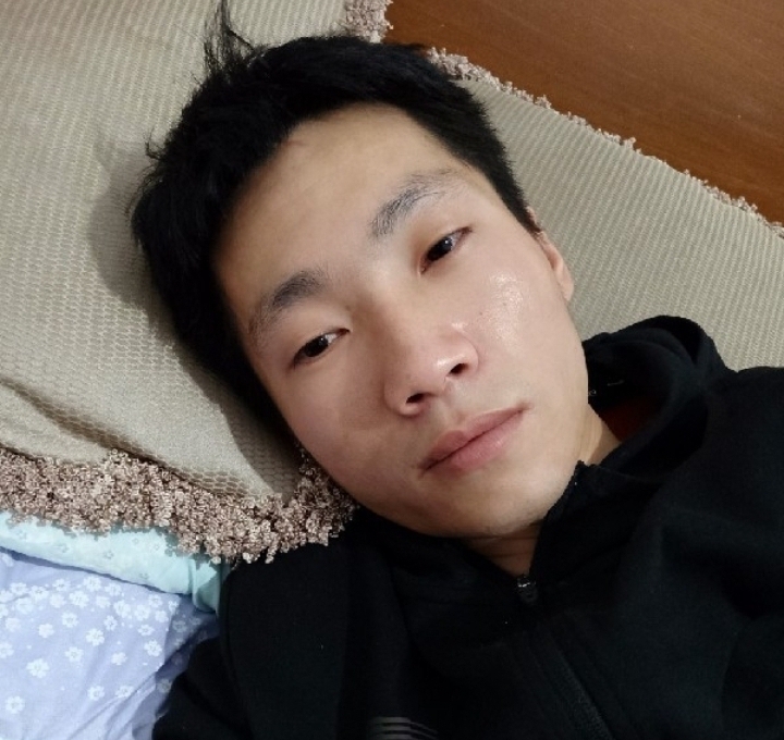 老鼠爱上猫的第一张照片--上海认干亲服务网